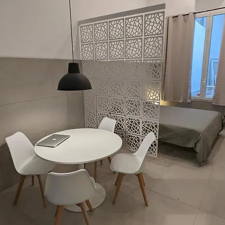 Valona 101 - Elegant Loft